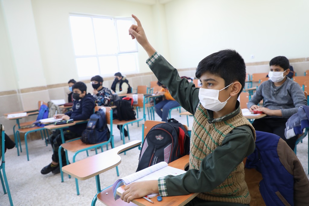 بازگشایی کلاس های درس دانش آموزان با رعایت دستورات بهداشتی