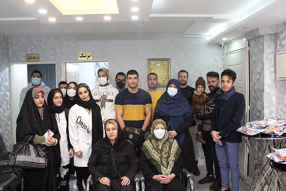 درمانگاه قائم شهرری با حضور «پژمان پشتام» قهرمان کشتی جهان افتتاح شد