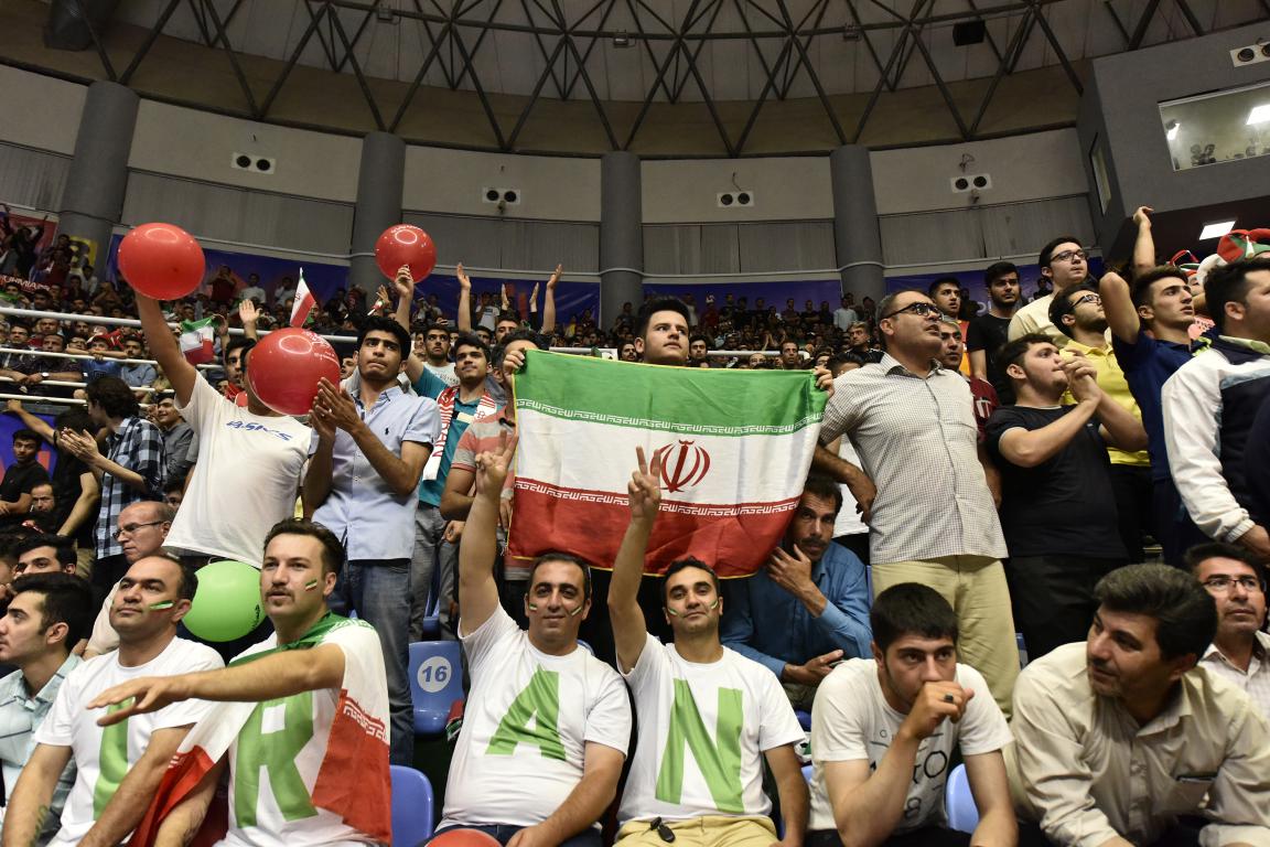 لیگ ملت‌های والیبال : ایران - لهستان