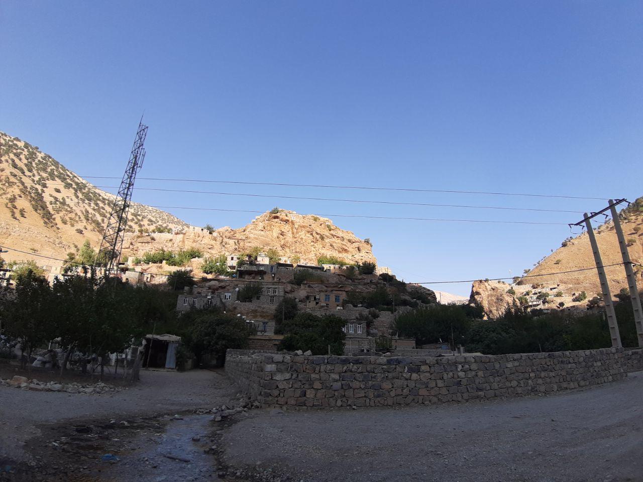 روستای قلعه جی