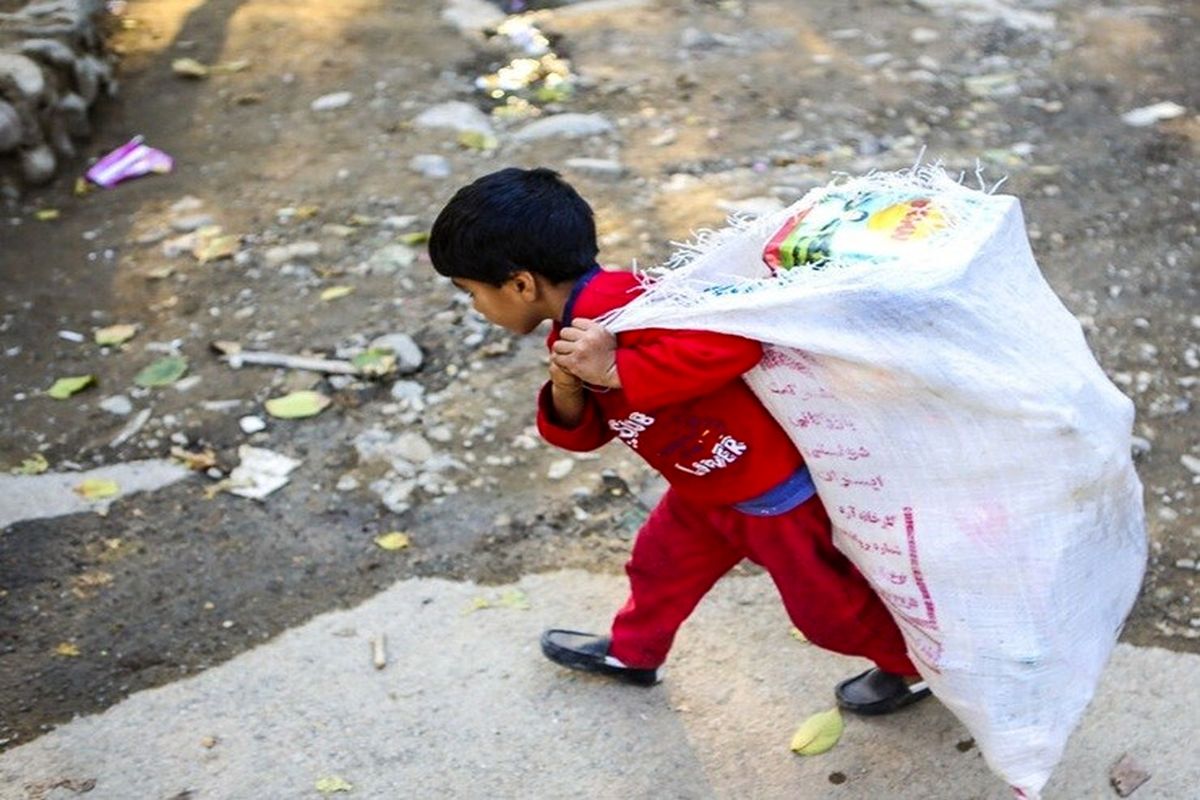 ۵۵ درصد از کودکان کار و خیابان ایرانی هستند 
