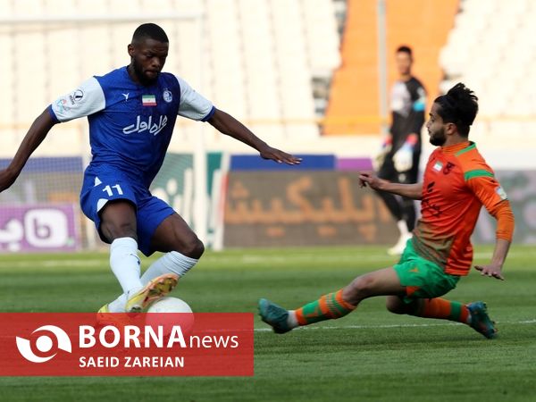 دیدار تیم های استقلال تهران -مس رفسنجان