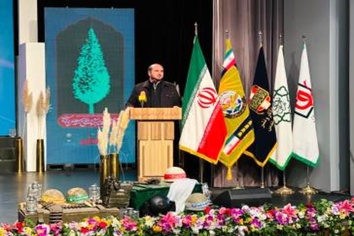 استاندار تهران : رمز موفقیت دفاع مقدس اتحاد و انسجام بود