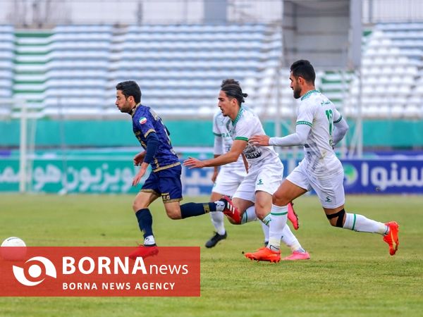 دیدار تیم های فوتبال آلومینیوم - گل گهر