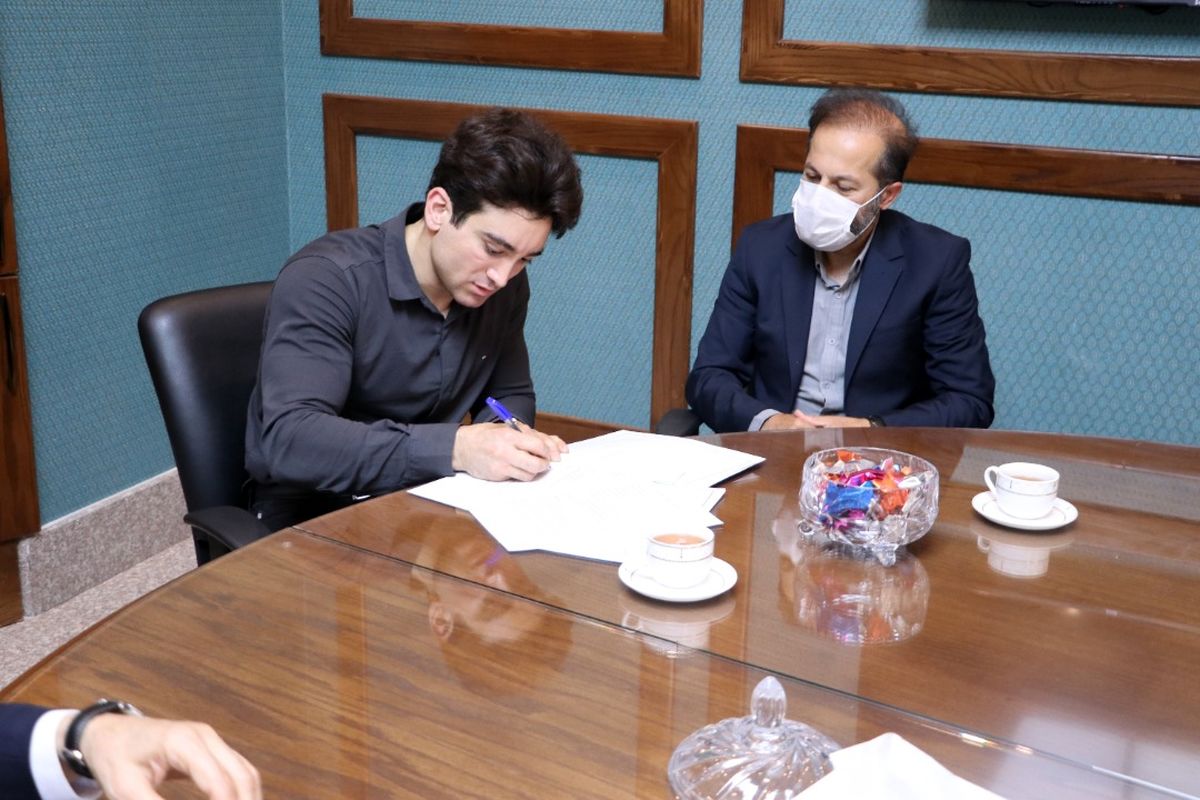 توافق نامه بورسیه ورزشکاران ایرانی برای بازی‌های المپیک 2024 پاریس امضا شد