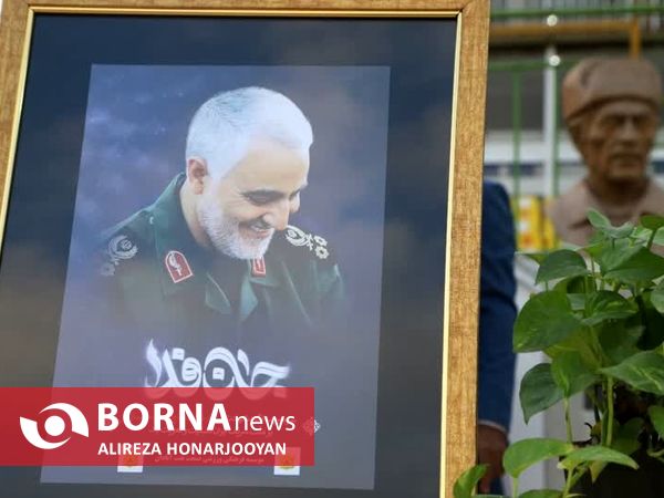 دیدار تیم های فوتبال صنعت نفت  - گل گهر