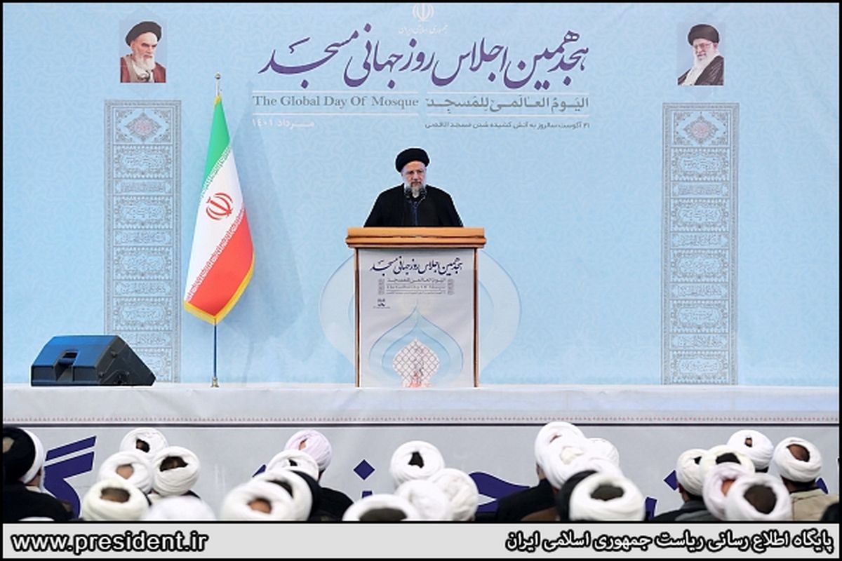 رئیس جمهور: دور دوم سفرهای استانی به فاصله کوتاهی آغاز خواهد شد/در هیچ مذاکراتی از حقوق ملت ایران کوتاه نخواهیم آمد