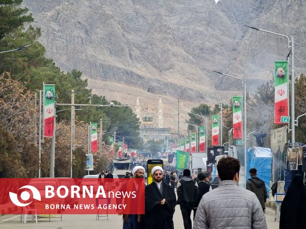 حال و هوای مسیر منتهی به گلزار شهدا کرمان 