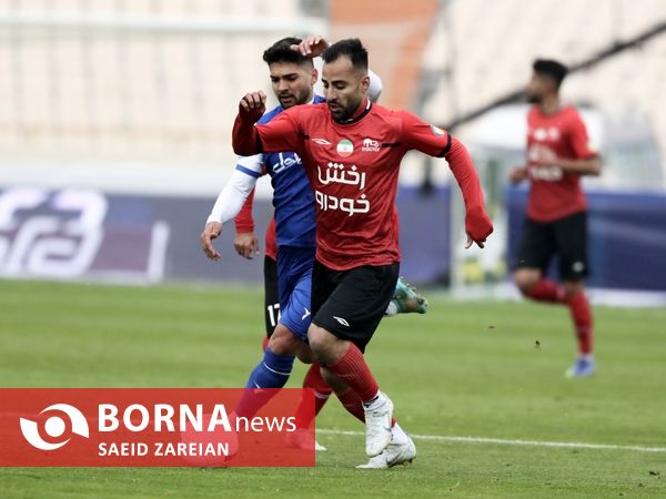 دیدار تیم های استقلال تهران -تراکتور تبریز
