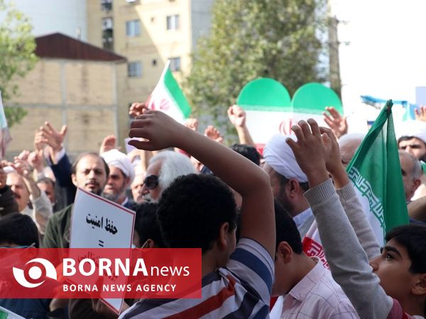 	 راهپیمایی ۱۳ آبان - رشت