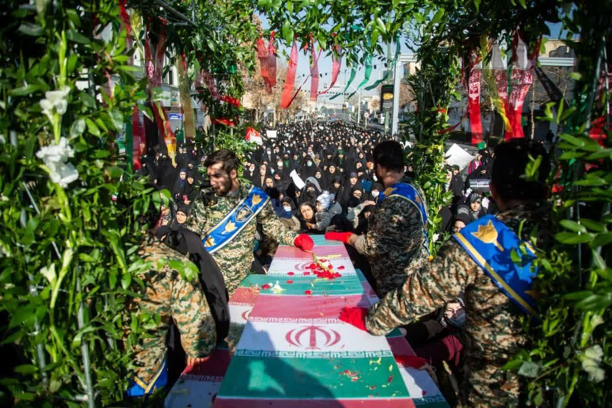 مراسم تشییع هشت شهید گلگون کفن فردا در قزوین برگزار می شود