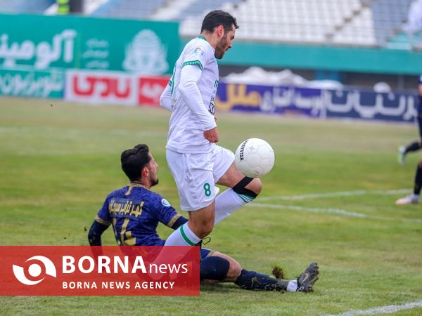 دیدار تیم های فوتبال آلومینیوم - گل گهر