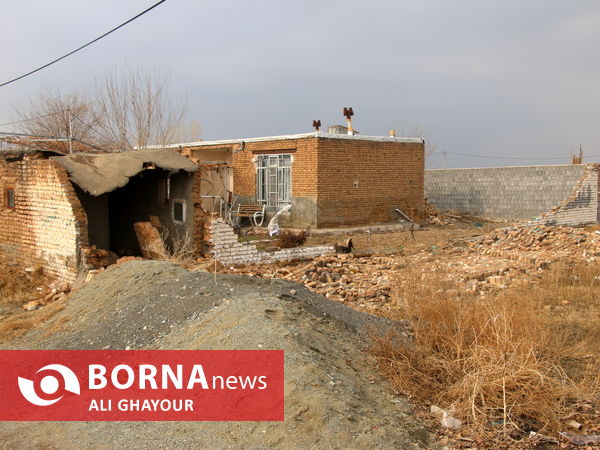 بازدید وزیر کشور از مناطق زلزله‌زده خوی