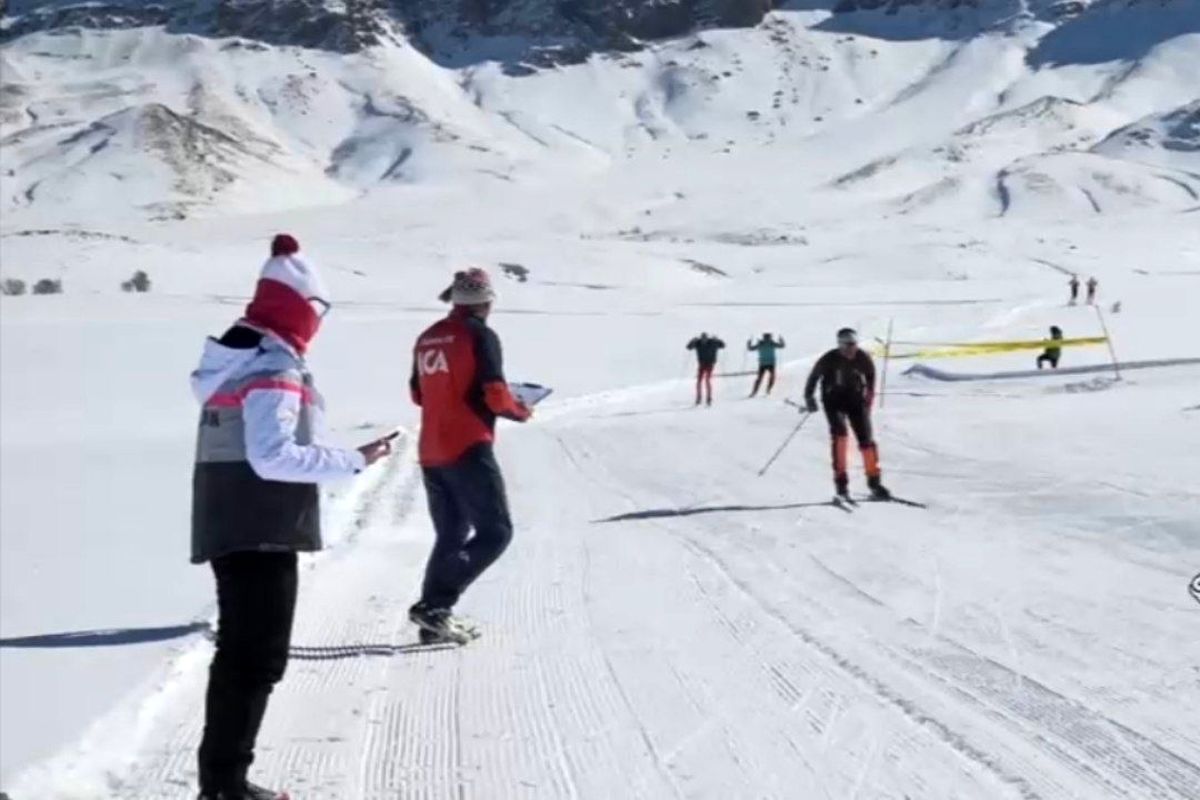 آغاز رقابت های  اسکی صحرانوردی در پیست تمندر  الیگودرز